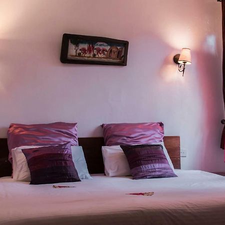 Godials Bed & Breakfast Nairobi Esterno foto