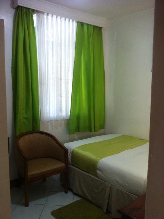 Godials Bed & Breakfast Nairobi Esterno foto