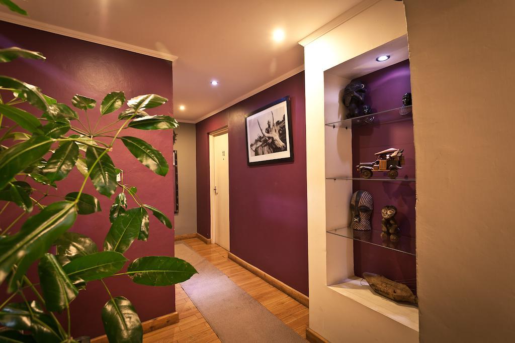 Godials Bed & Breakfast Nairobi Esterno foto