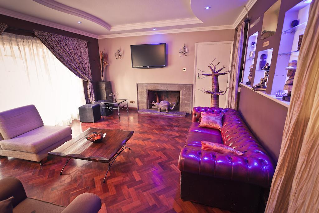 Godials Bed & Breakfast Nairobi Esterno foto