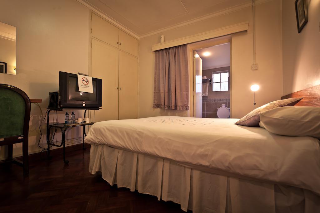 Godials Bed & Breakfast Nairobi Esterno foto