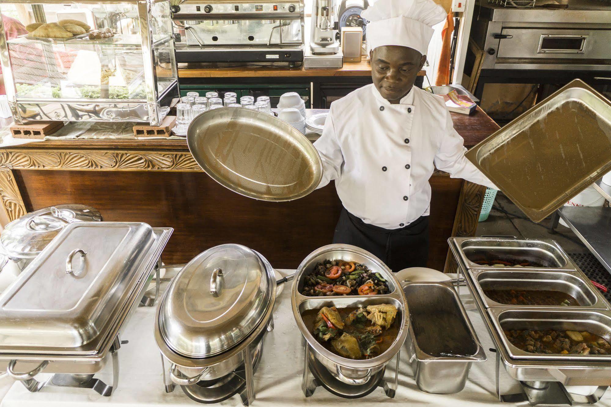 Godials Bed & Breakfast Nairobi Esterno foto